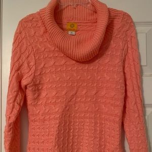 Women’s M cable knit sweater